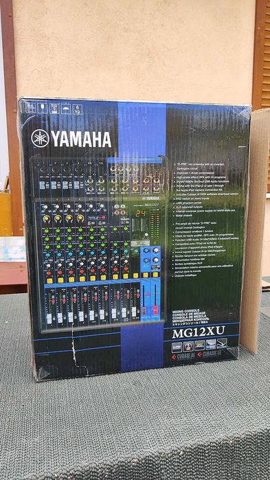 Yamaha MG12XU mikser analogowy USB efekty SPX D-PRE