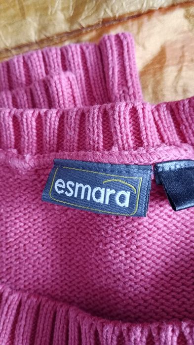Malinowy sweter damski rozmiar S firmy Esmara