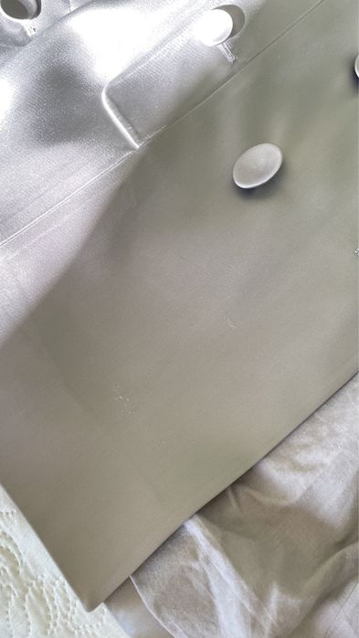 Плащ тренч серебристого серого цвета BGN