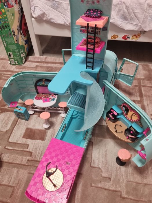 Іграшковий ляльковий  автобус LOL Glam Camper