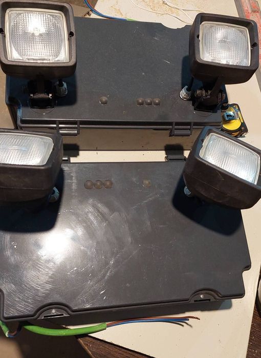 2 focos iluminação