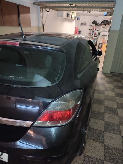 Opel Astra GTC 1.7 cdti 5 lugares de 2007