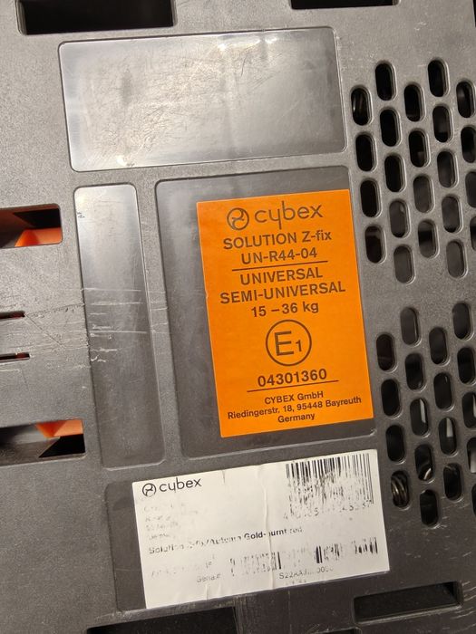 Fotelik Cybex Solution Z-fix 15-36 kg dla dziecka. Fotelik rośnie razem z dzieckiem!