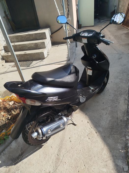 Скутер Suzuki ZZ inch up sport