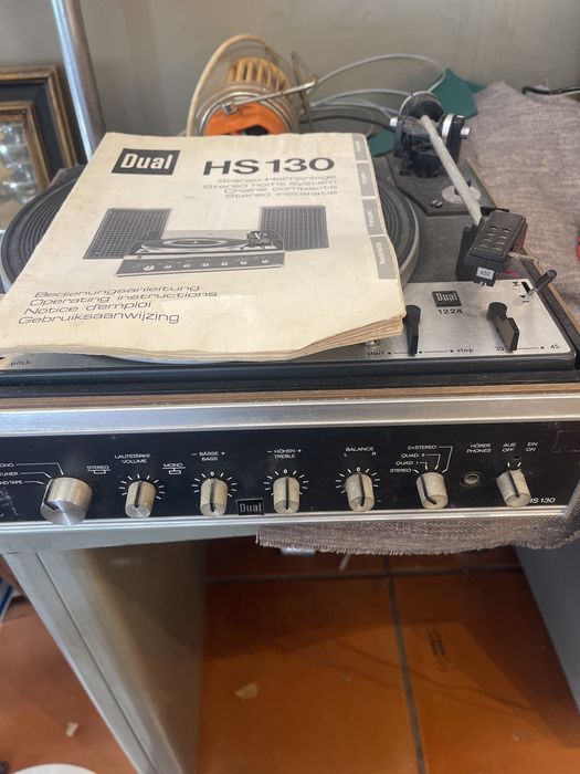 Giradiscos DUAL HS 130