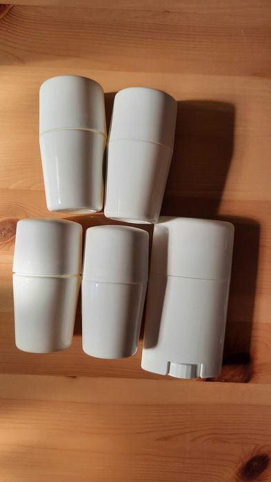 Embalagens Desodorizantes Roll-On Caseiros DIY