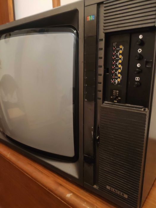 Televisão Vintage Singer