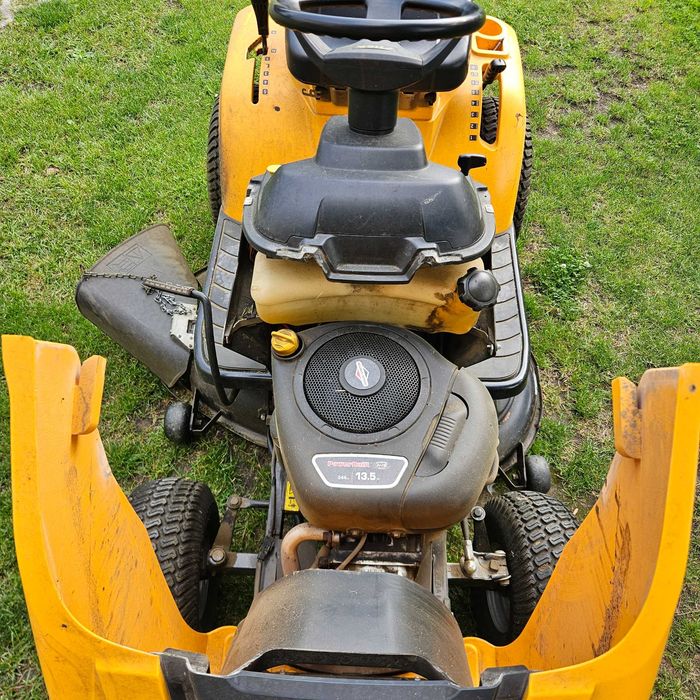 Traktorek ogrodowy STIGA Estate Tornado, silnik Briggs & Stratton