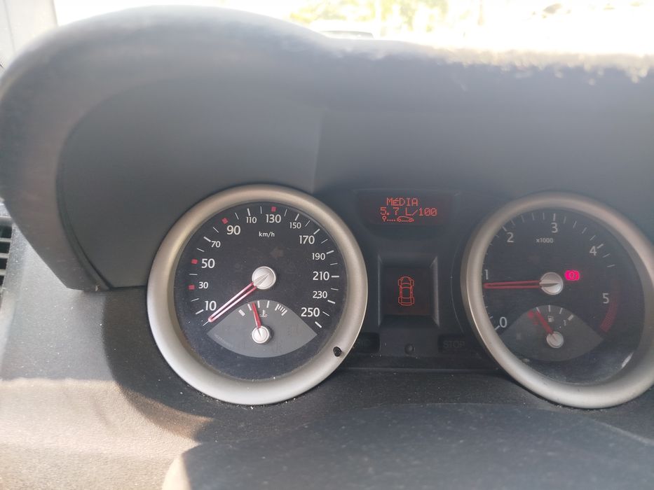 Vendo ou troco Renault Megane 1.5 dci