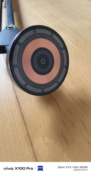 Suporte de Mesa Articulado com Carregamento Wireless 15W (MagSafe)