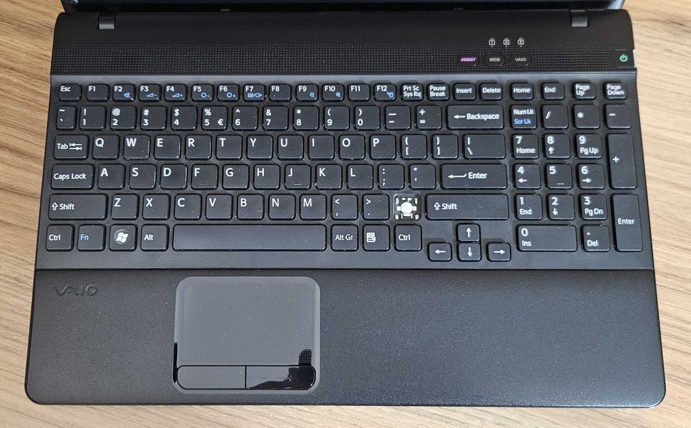 Laptop Sony Vaio PCG-71211M 15,6" i7/4GB/500Gb HDD Nowa Bateria