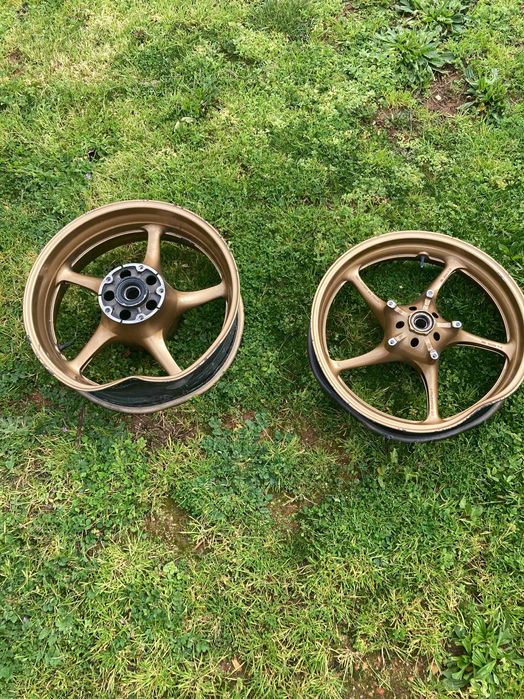 Carnagens de Yamaha  R6 de 2003