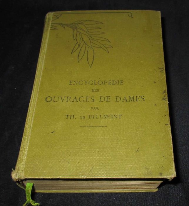 Livro Encyclopédie des Ouvrages de Dames Thérèse de Dillmont