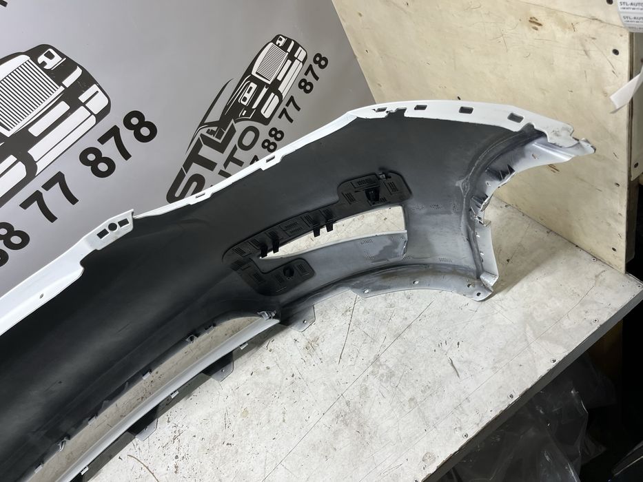 Передній бампер Tesla Model Y