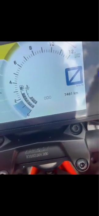 KTM Duke 390 (2018) — Apenas 7.500 km / Imaculada (Carta A2)