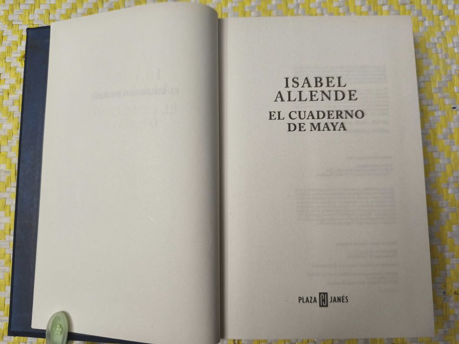 El Cuaderno de Maya – 
Isabel Allende