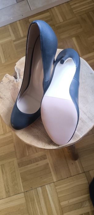 Seksowne klasyczne szpilki 24cm