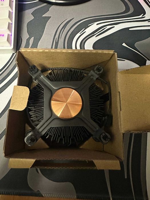 Процесор i3 12100f