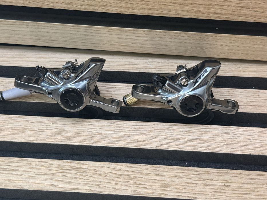 Shimano XTR BR-M9100 zacisk hamulcowy