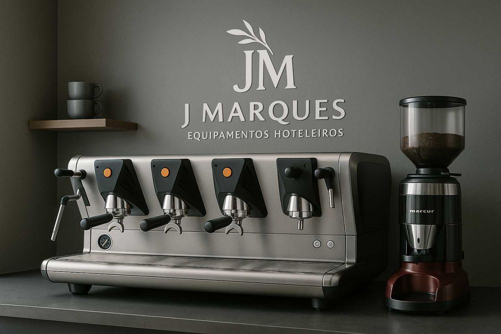 Máquina de café 3 manipulos + moinho