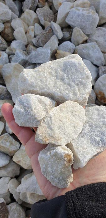 Grys Crystal White 8, 11, 32 mm Kamień łupek żwir kruszywo ogrodowe