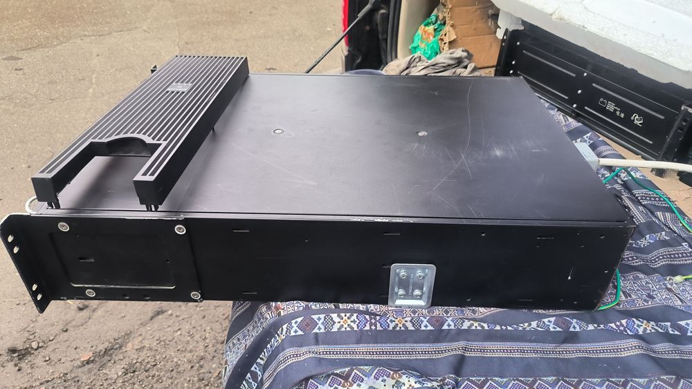 Бесперебійник ДБЖ APC Smart-UPS RT 5000VA SURTD5000XLI