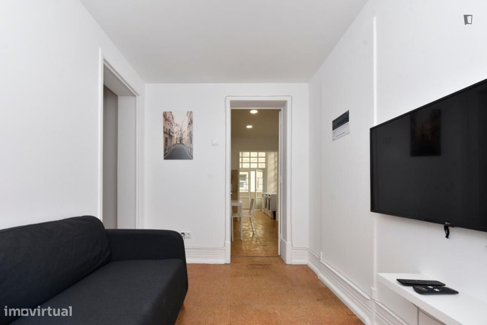 Quarto - localizado em Marquês de Pombal Lisbon