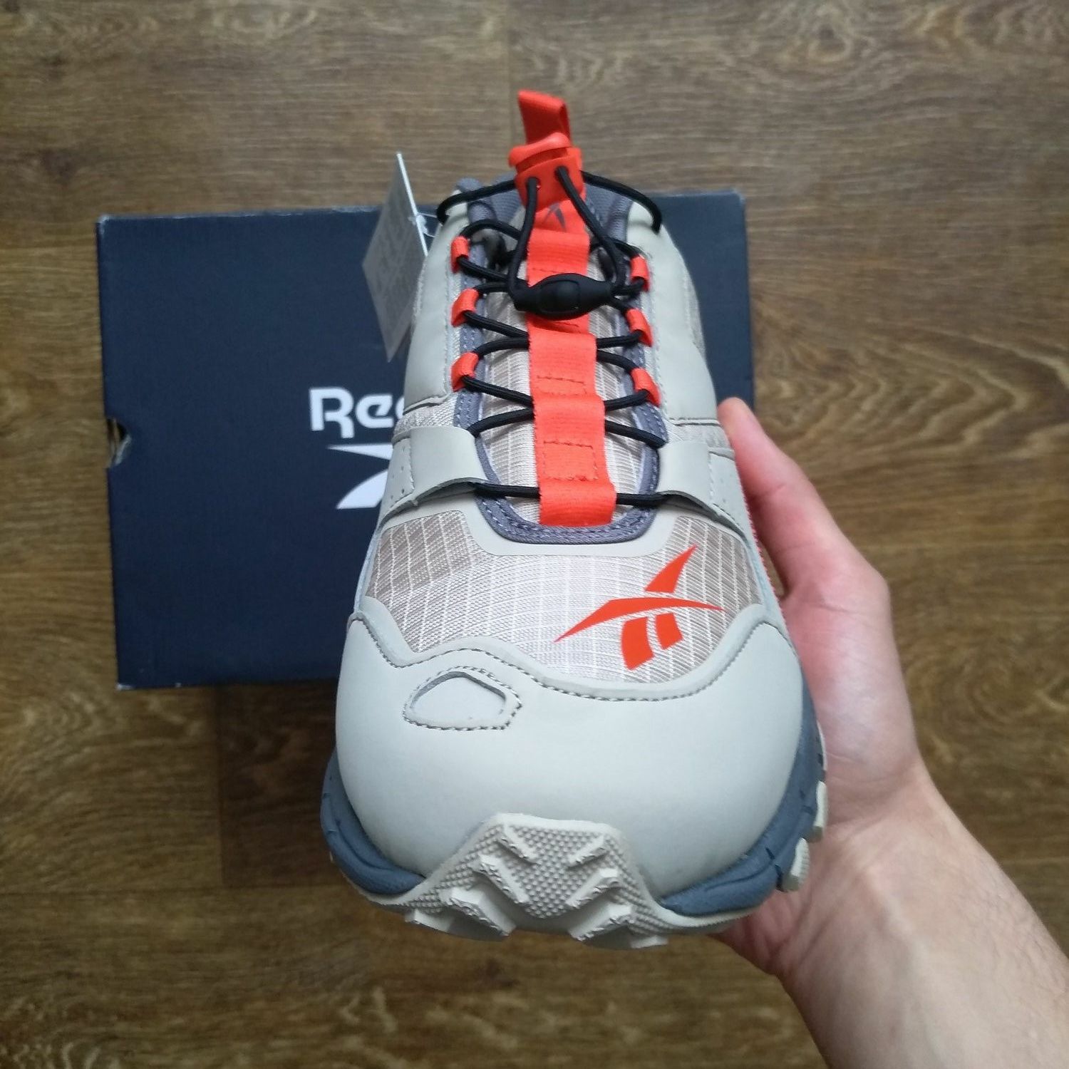 Reebok dmxpert beige sale