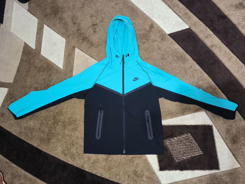 Вітровка Nike tech woven