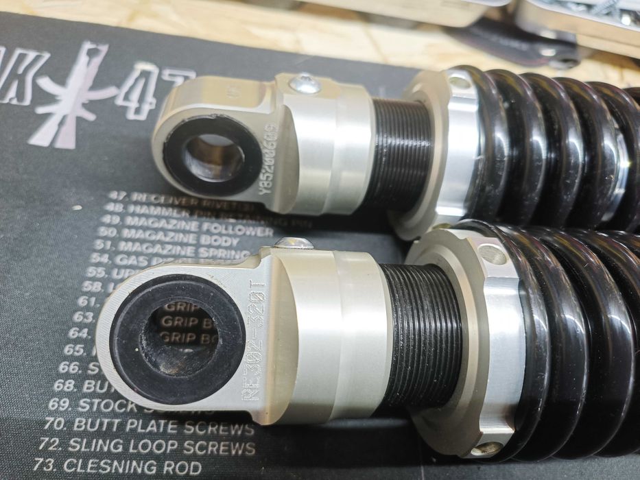 Suspensão de moto iss