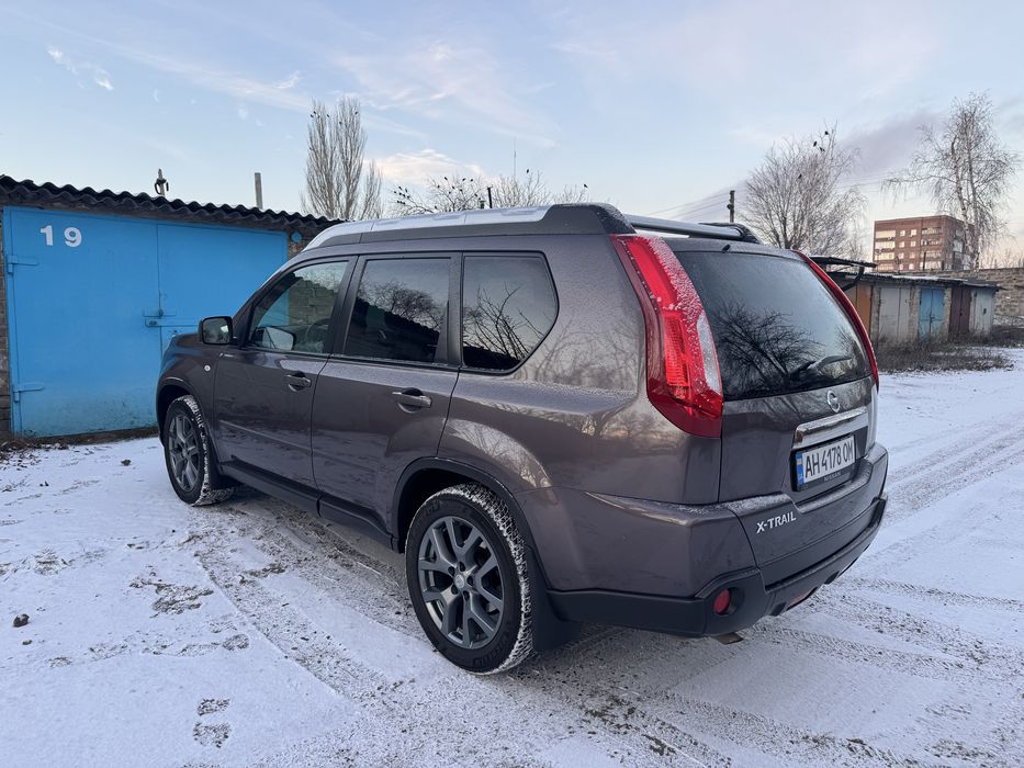 Nissan X-trail 2011 року