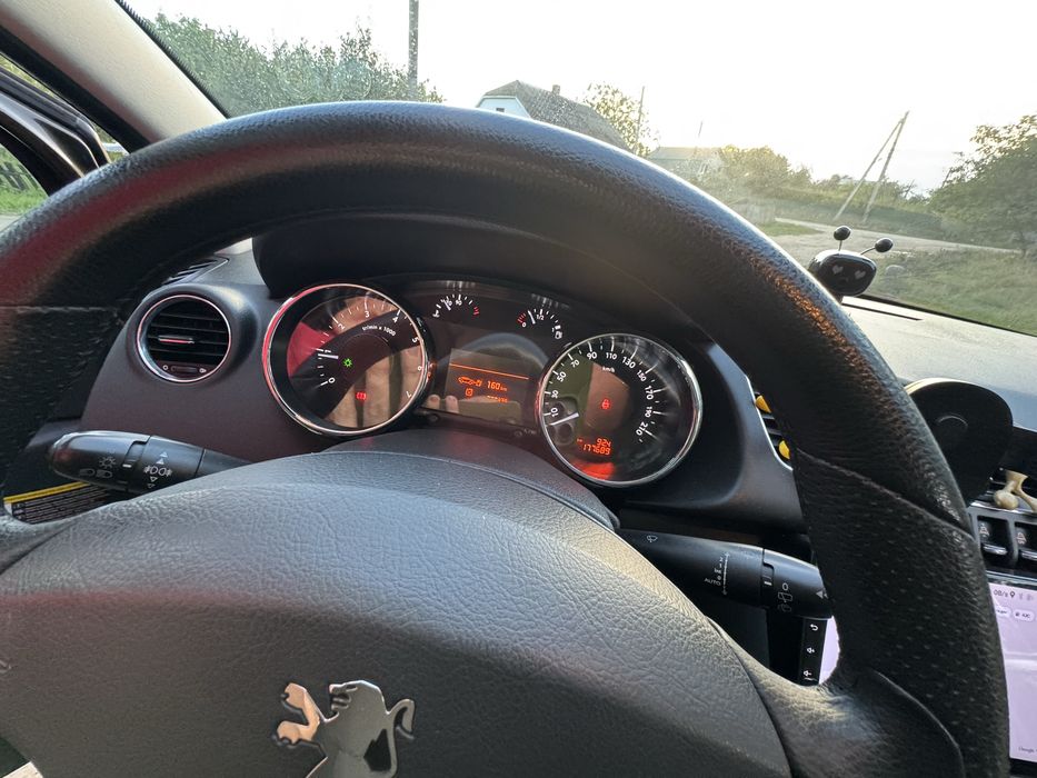 Продам Peugeot 3008