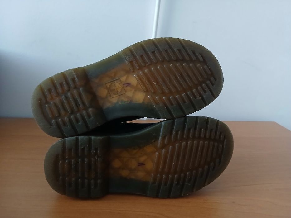 Шкіряні чоботи фірми Dr.Martins оригінальні детячі