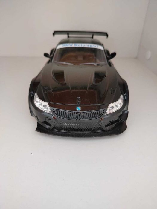 Zdalnie sterowany samochód marki BMW w super niskiej cenie!