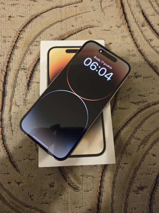 Iphone 14pro gold