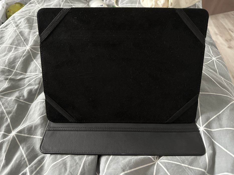 Etui na tablet nieuzywane