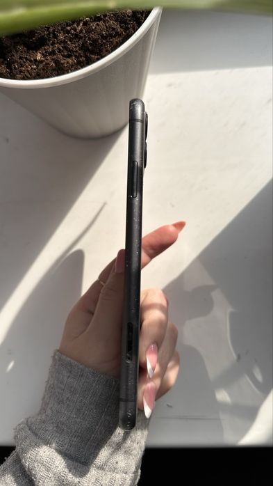 Корпус iPhone 11