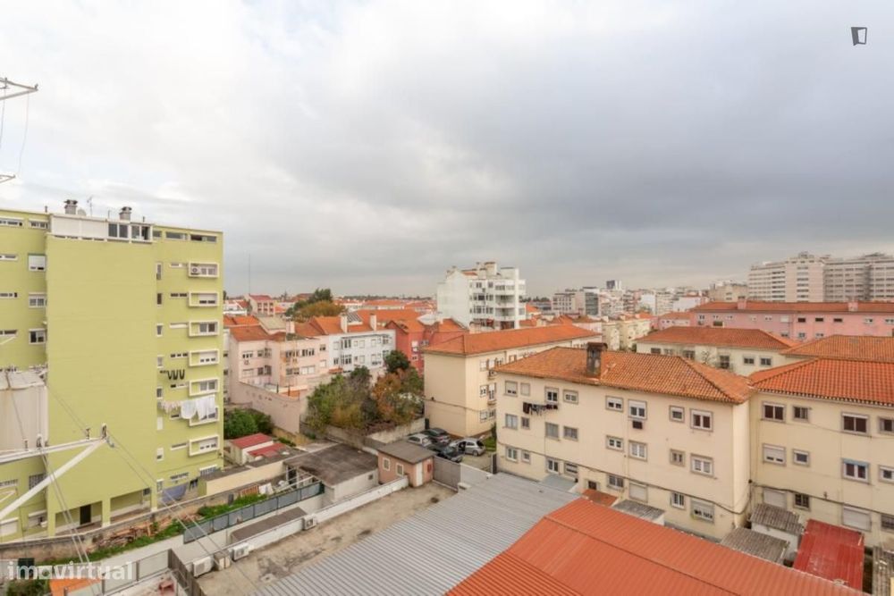 Apartamento com 4 quartos - localizado em Alvalade Lisbon