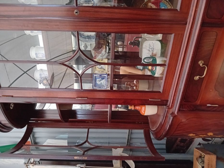 Dois moveis em muito bom estado