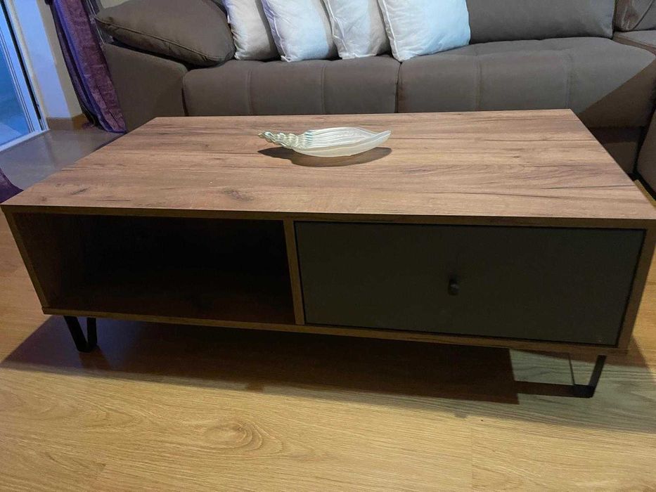 Conjunto de sala (sofá + móveis)