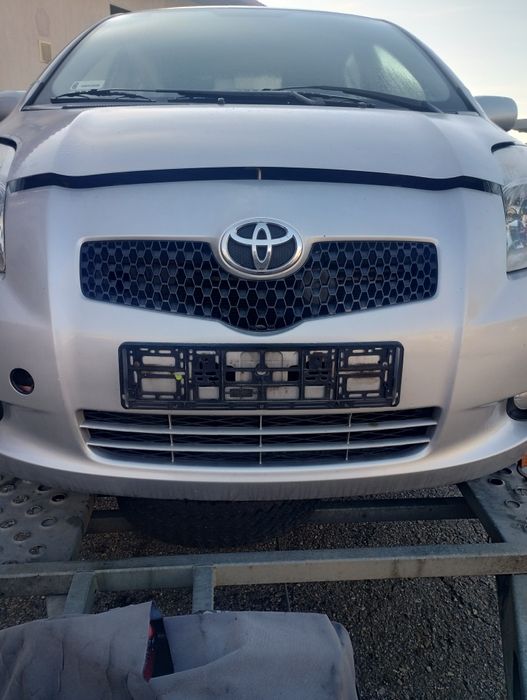 deska rozdzielcza konsola air bag pasy yaris 2 tylna belka oś yaris 2