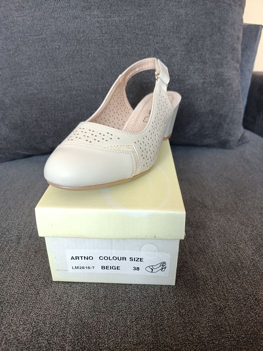 Nowe buty damskie HAIDRA rozm38