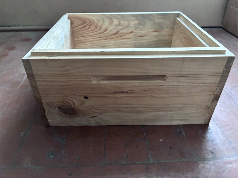 Продам корпуса до вуликів