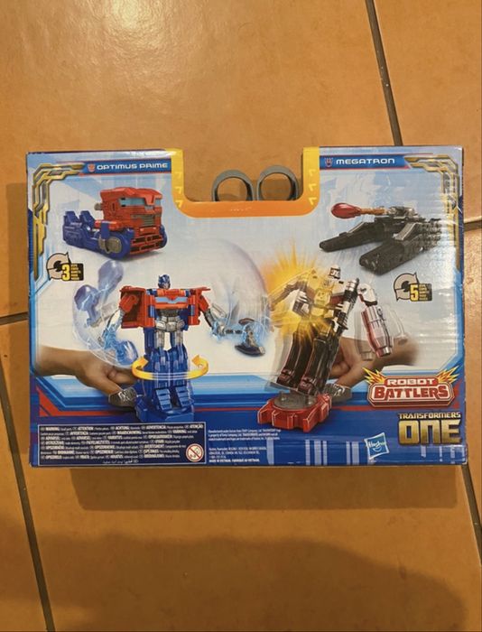 Brinquedo transformers novo