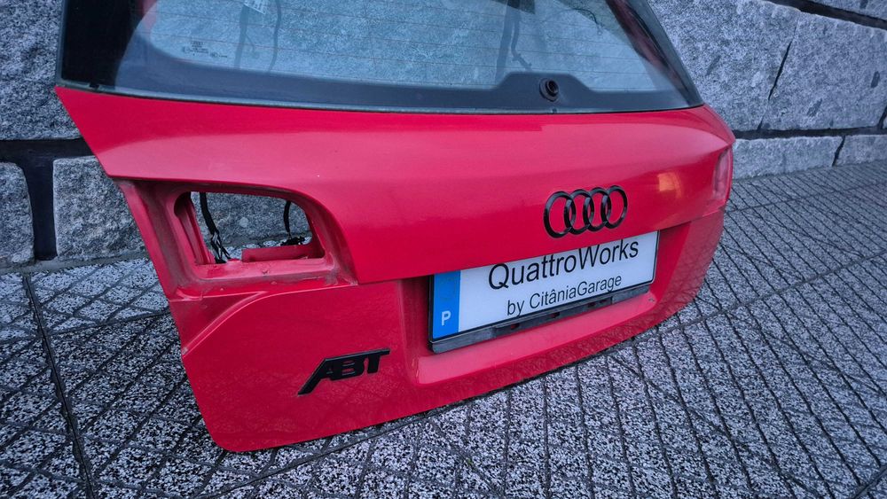 Mala Audi A4 B7 8E Avant original 2004 a 2008 vermelha excelente estado