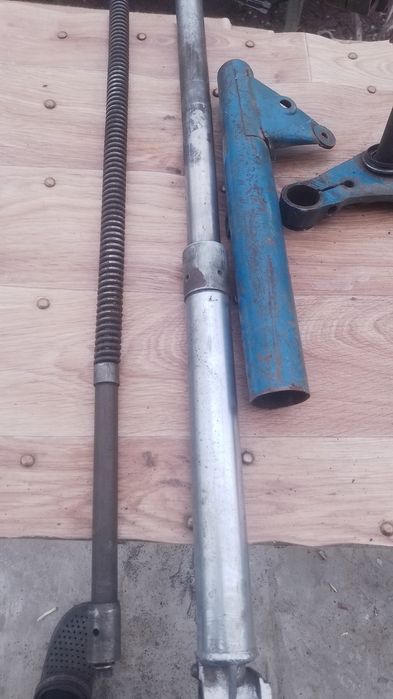 Передня вілка по запчастинам на иж юпитер.