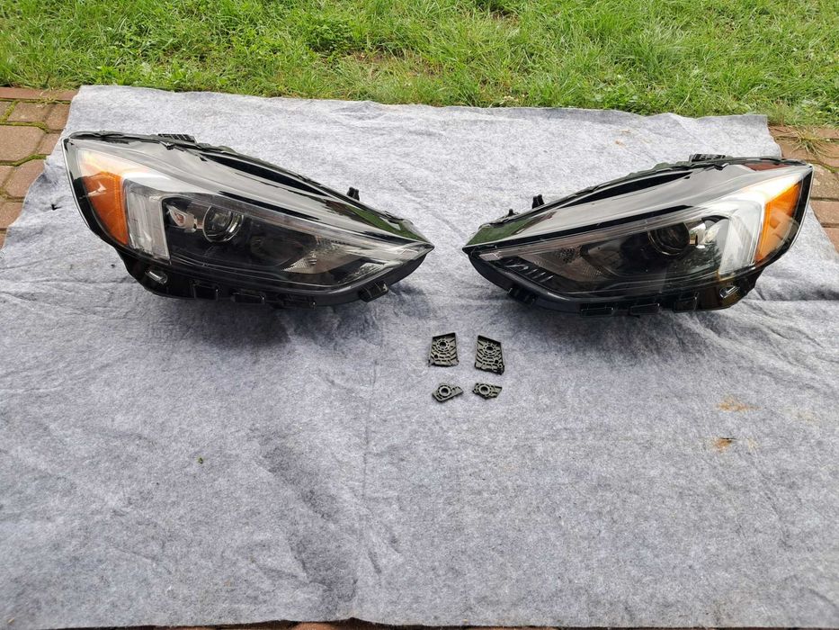 Lampy Ford Edge 2019-2024 polift