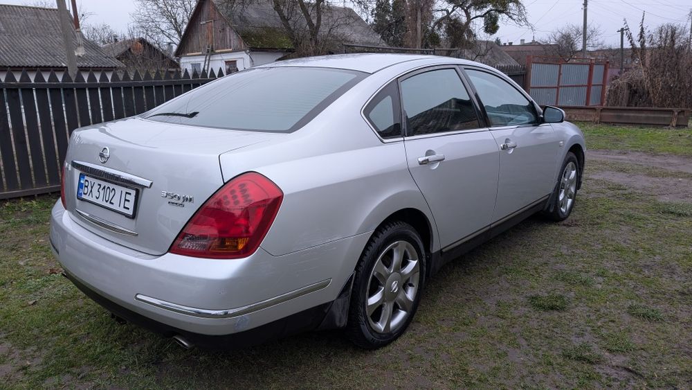 Продам Нісан тіана