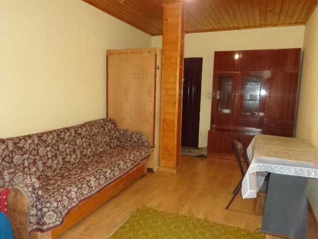 В УжгородІ здам 1к.квартиру напівособнячного типу за 10000грн в тч КП!