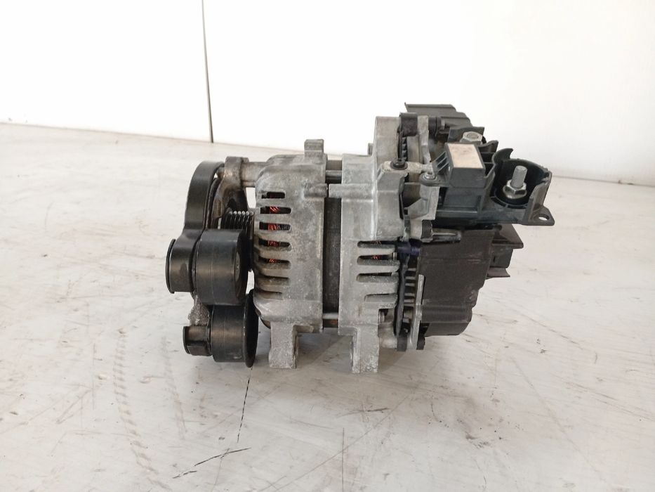 Alternador LAND ROVER Range Rover Evoque (L551)